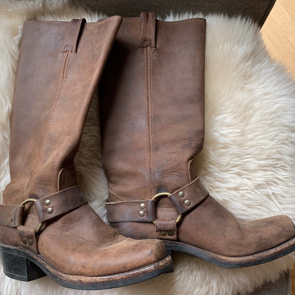 Harness 15R Frye Boots